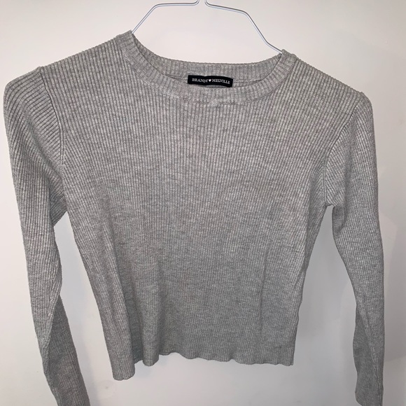 Brandy Melville Long Sleeve Shirt ✨✨ - Picture 2 of 3